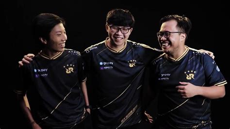 MPL ID S5 Grand Final: RRQ Hoshi defeat defending champs .
